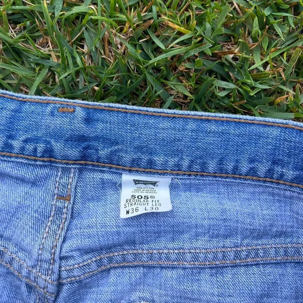 2000s 505 Levi’s regular fit straight leg Mens size 36 30